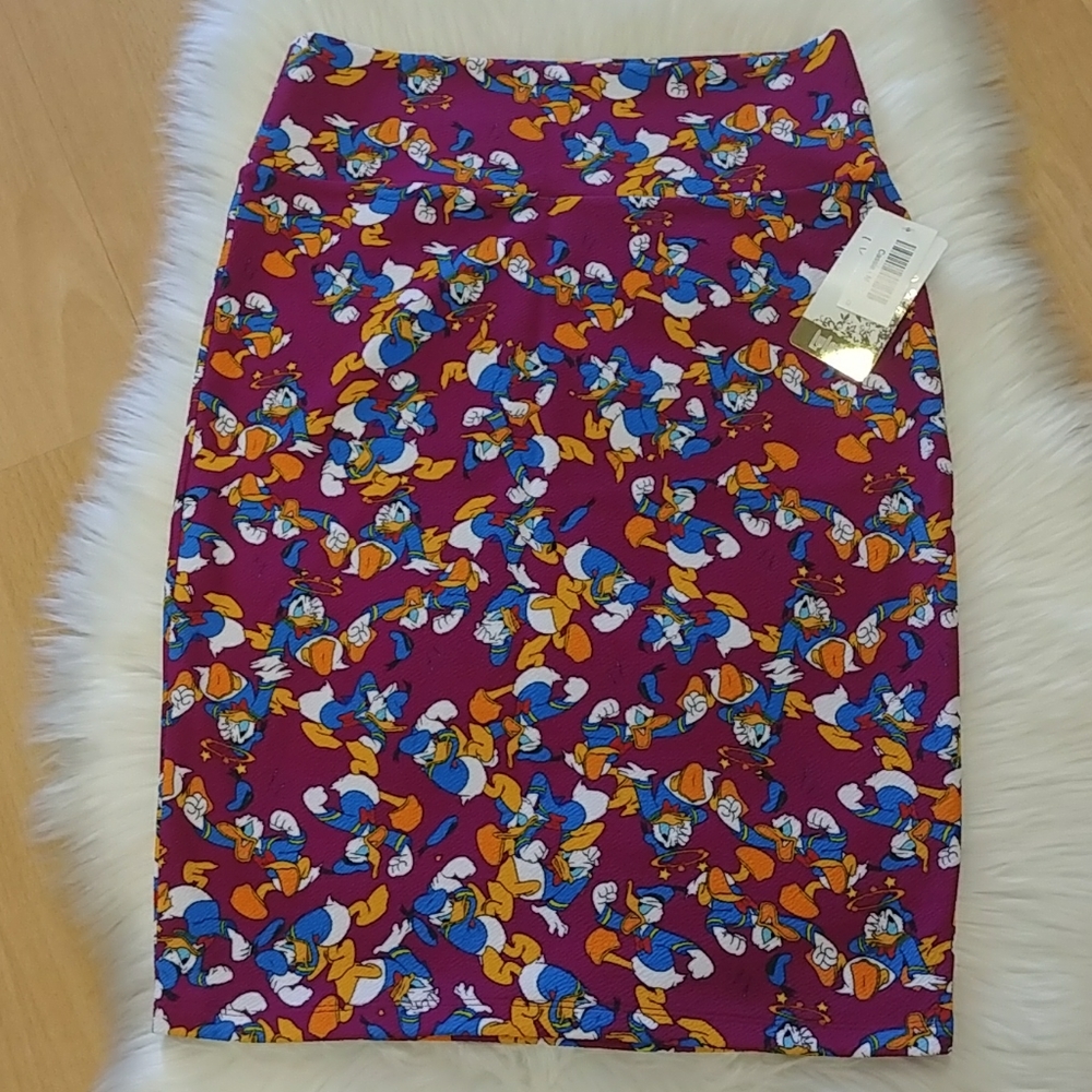 LulaRoe Angry Donald Disney Cassie Pencil Skirt